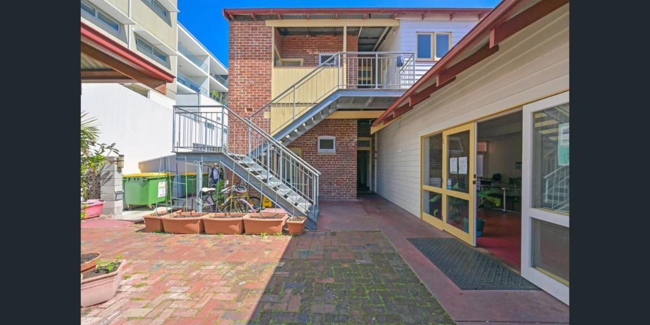 Albergue Emu Backpackers Perth - Note - Valid Passport Required For Check In Exterior foto